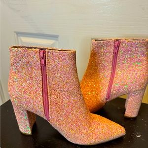 Size 8 Pink Booties